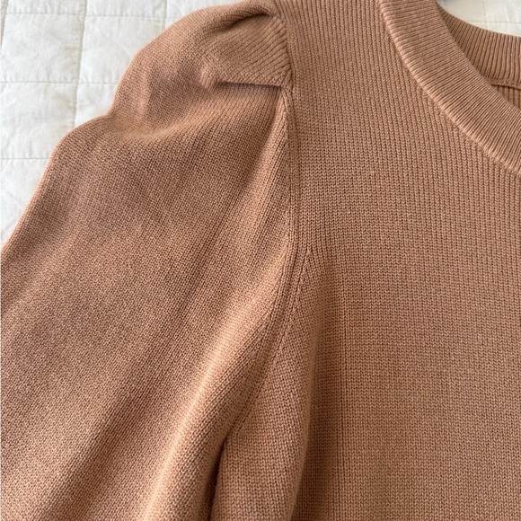 The Limited Camel Knit Pullover - Picture 4 of 6